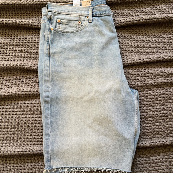 Long Levi 469 Shorts - Picture 2 of 4